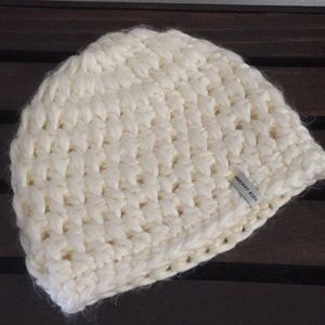 KK intl beanie ❄️